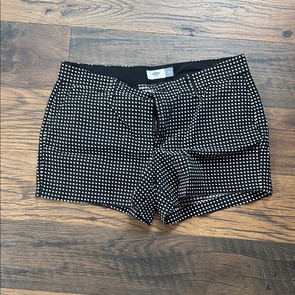 Old Navy Pants - Old Navy Women's Black and White Patterned Shorts